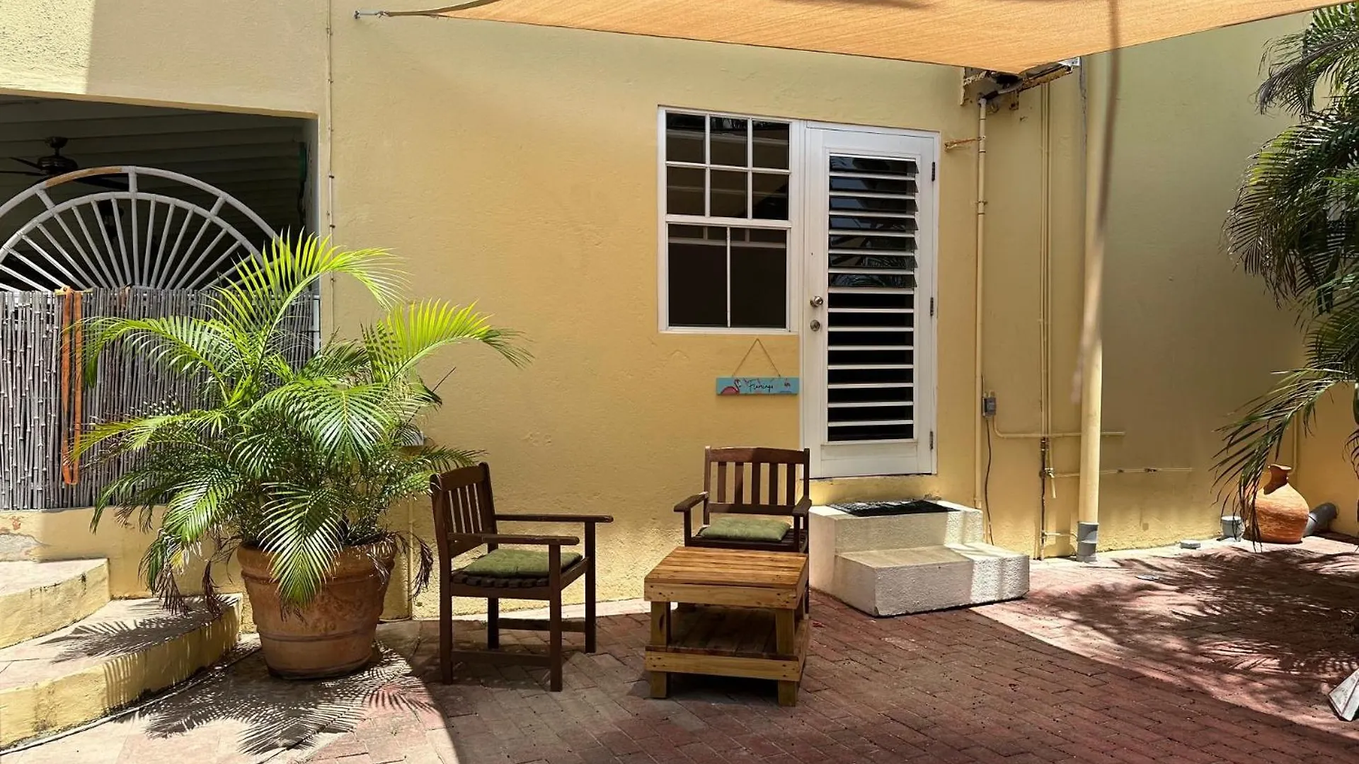 Woodstock Palmresort Curacao Willemstad